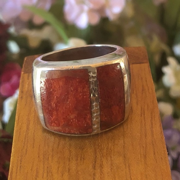 Vintage Silpada Sterling Silver Red Sponge Coral Ring - Picture 3 of 7